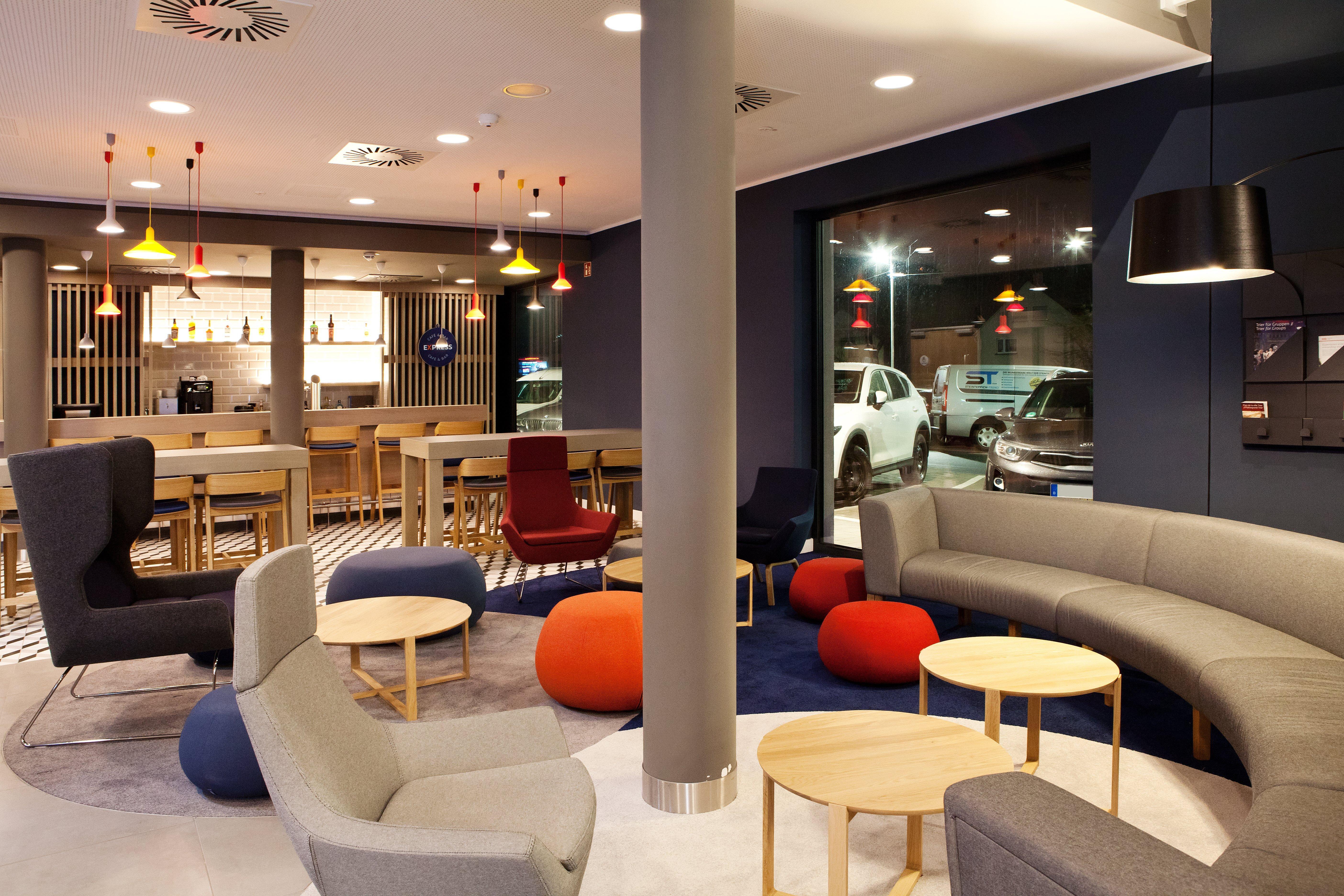 Express - By Ihg 3*