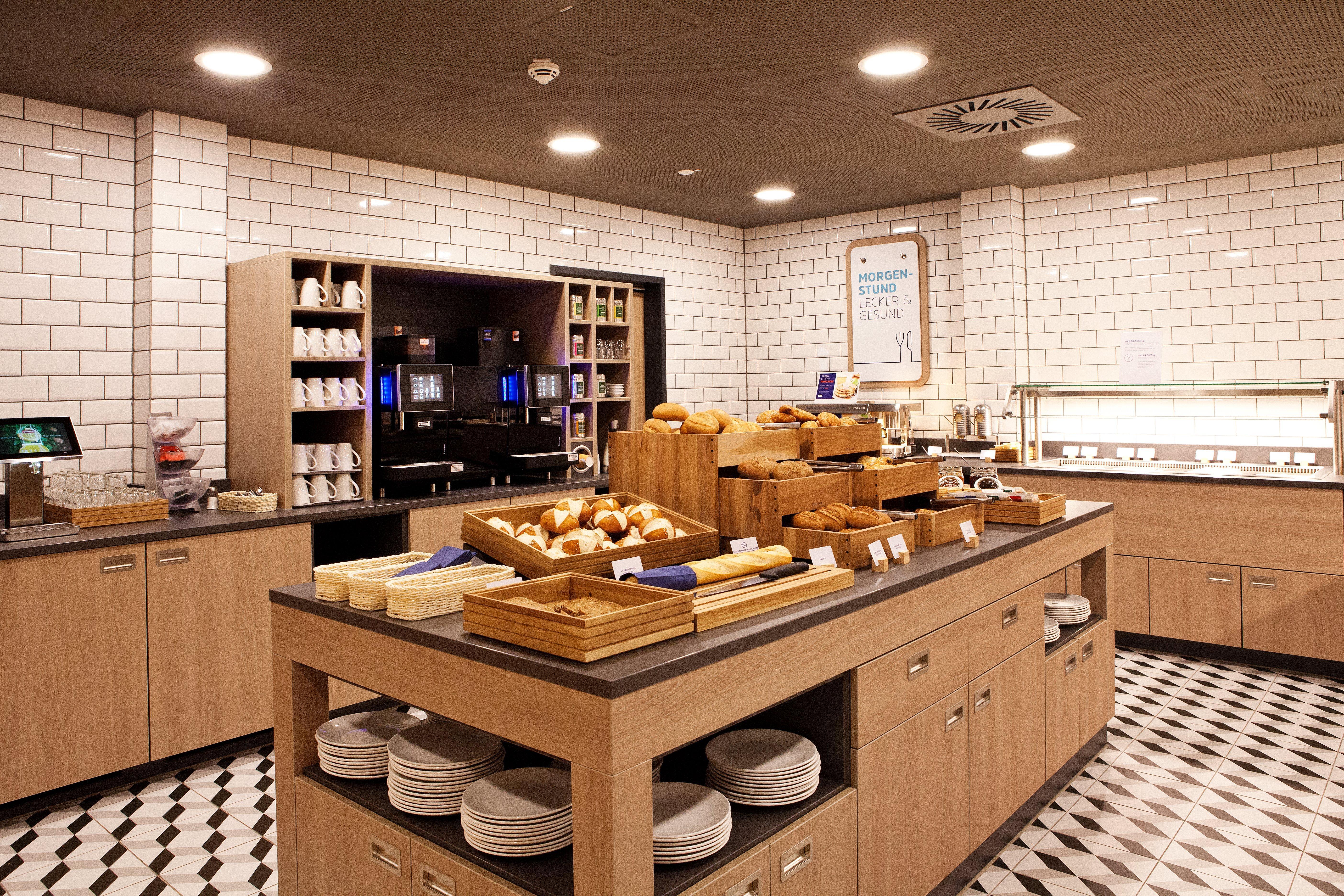 Express - By Ihg