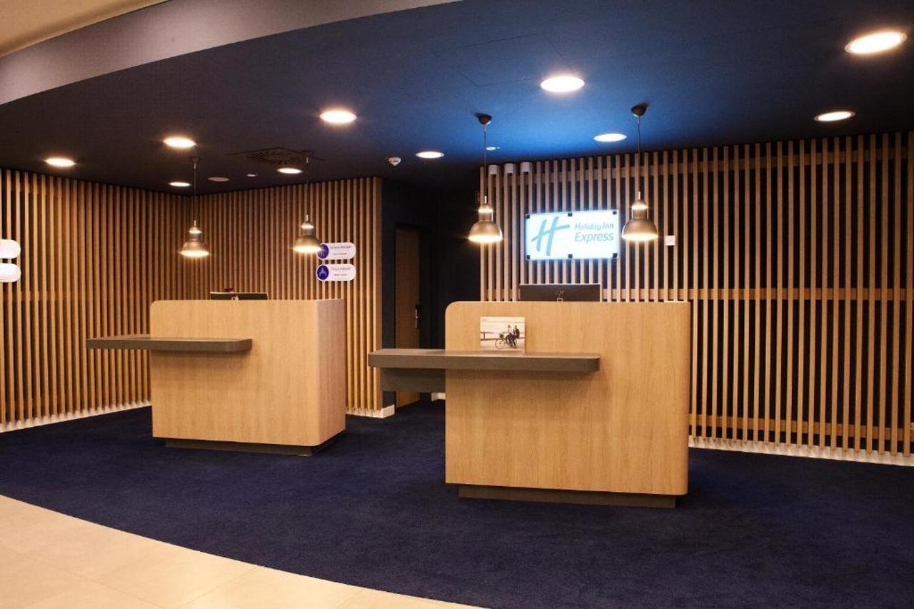 Express - By Ihg Hotel